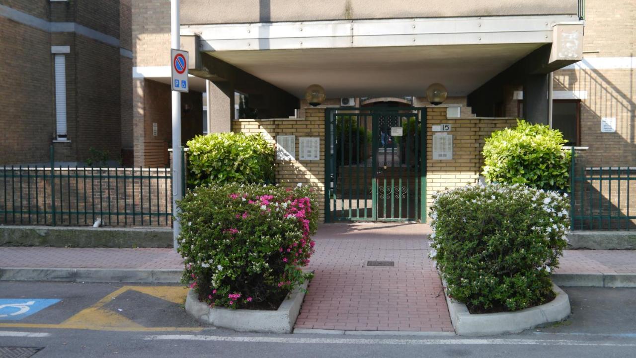 La Casa Di Dario Appartement Pero Buitenkant foto