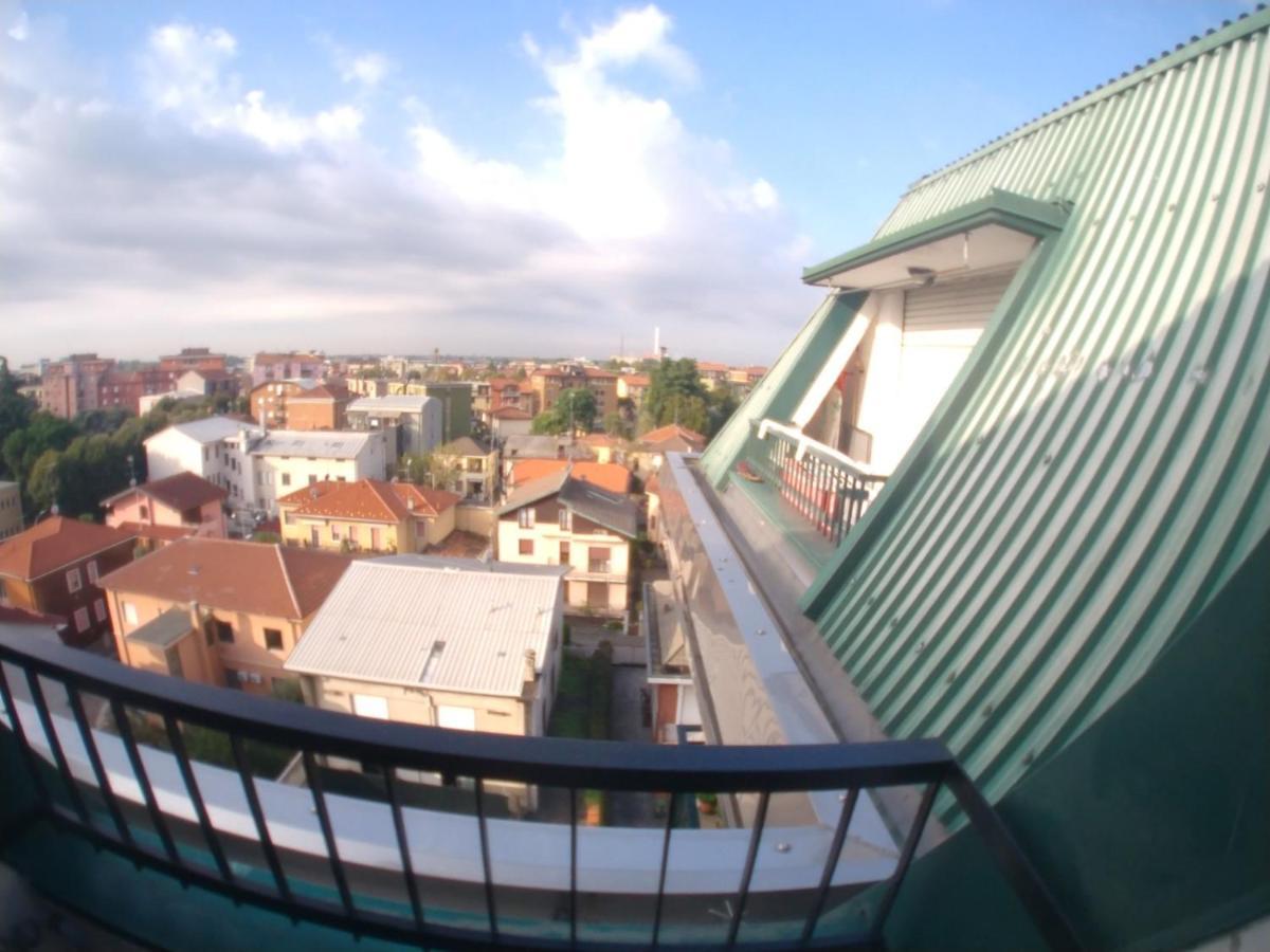 La Casa Di Dario Appartement Pero Buitenkant foto